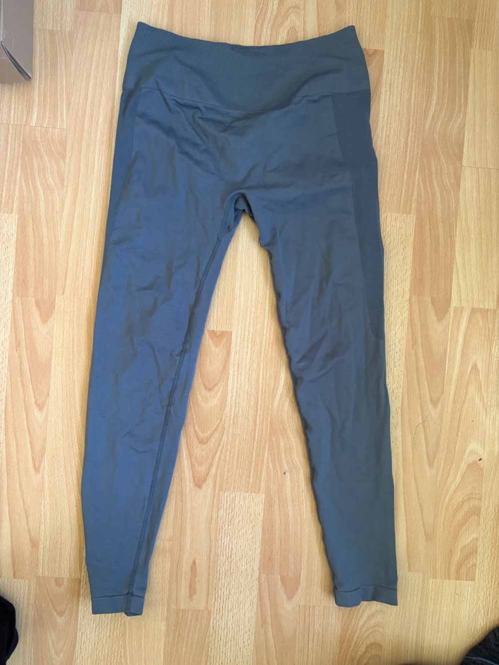 High-Rise Women's Leggings in Slate Gray